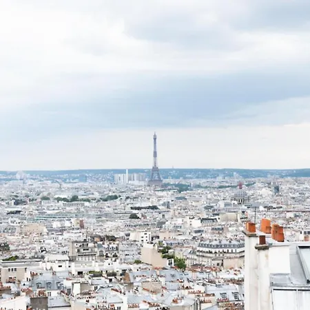 Bright Apt Near Montmartre Paris